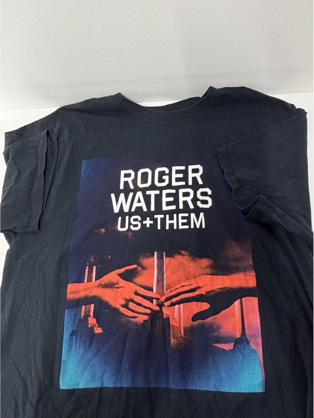 Vintage - Roger Waters Us & Them 2017 Tour T-shirt Men’s Size XL Black